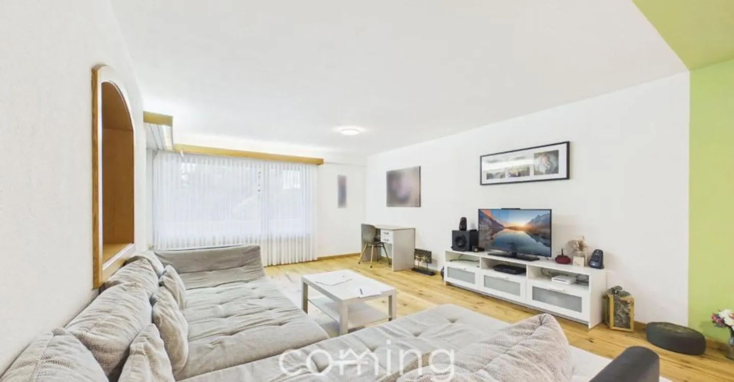 Sunny 4.5 room apartment in Steg with balcony and mountain view - Photo 4 of 13