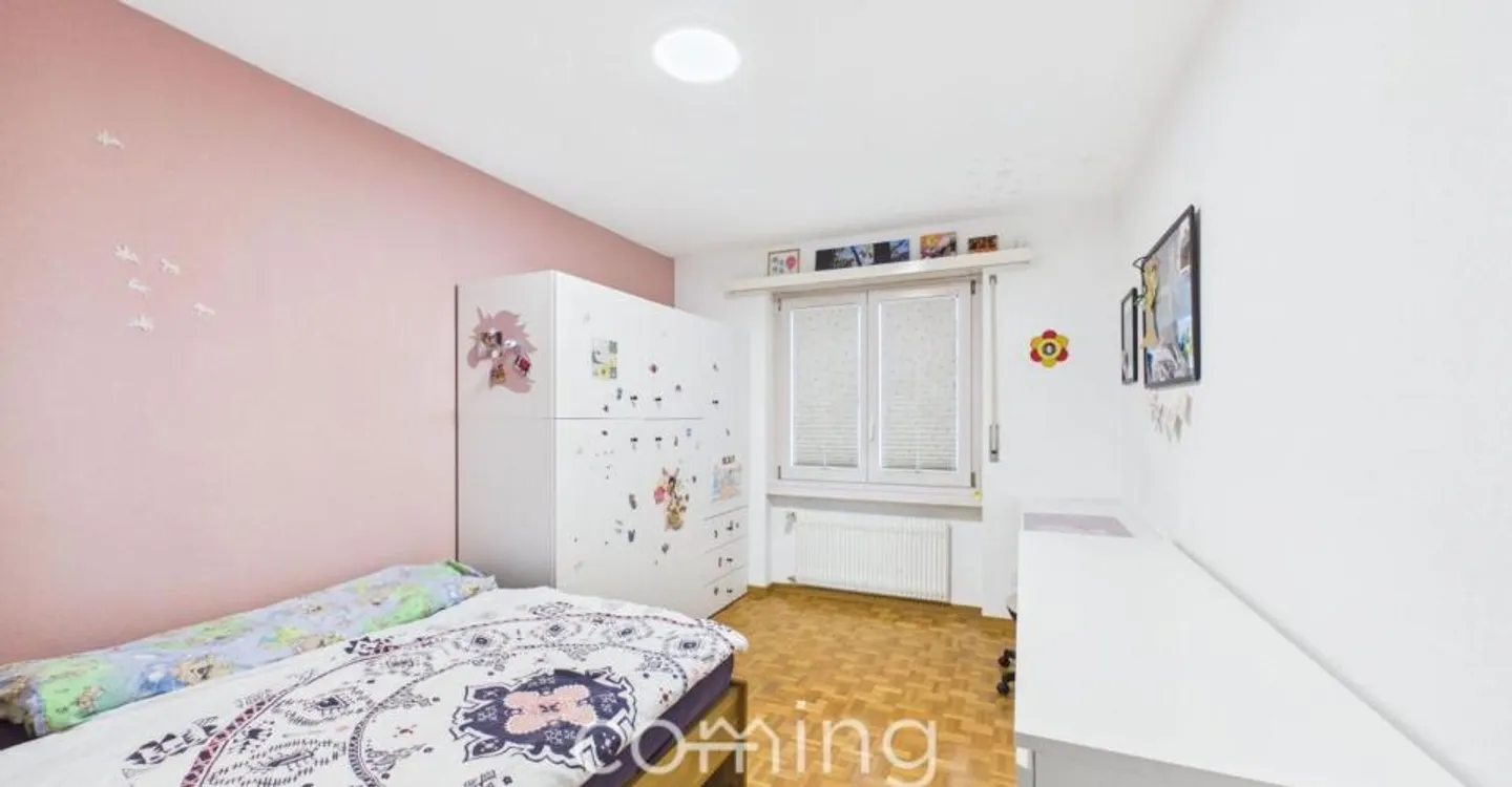 Sunny 4.5 room apartment in Steg with balcony and mountain view - Photo 6 of 13