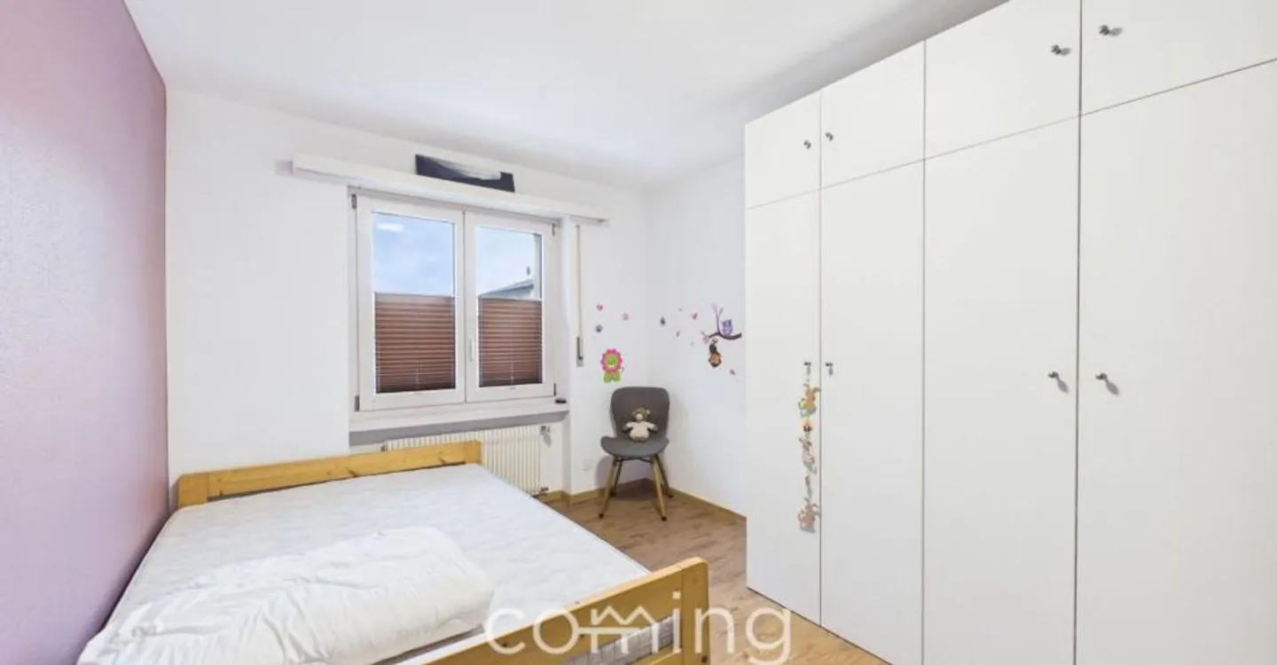 Sunny 4.5 room apartment in Steg with balcony and mountain view - Photo 7 of 13