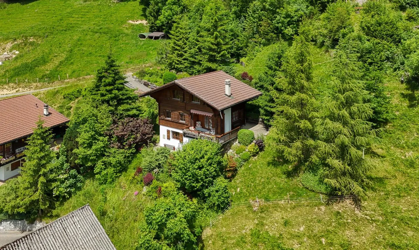 Chalet for sale - Photo 4 of 11