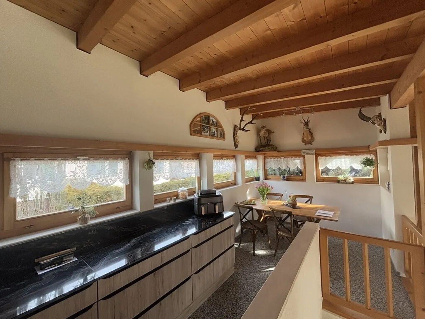 Appartamento 5.5 camere affascinante - Foto 5 di 11