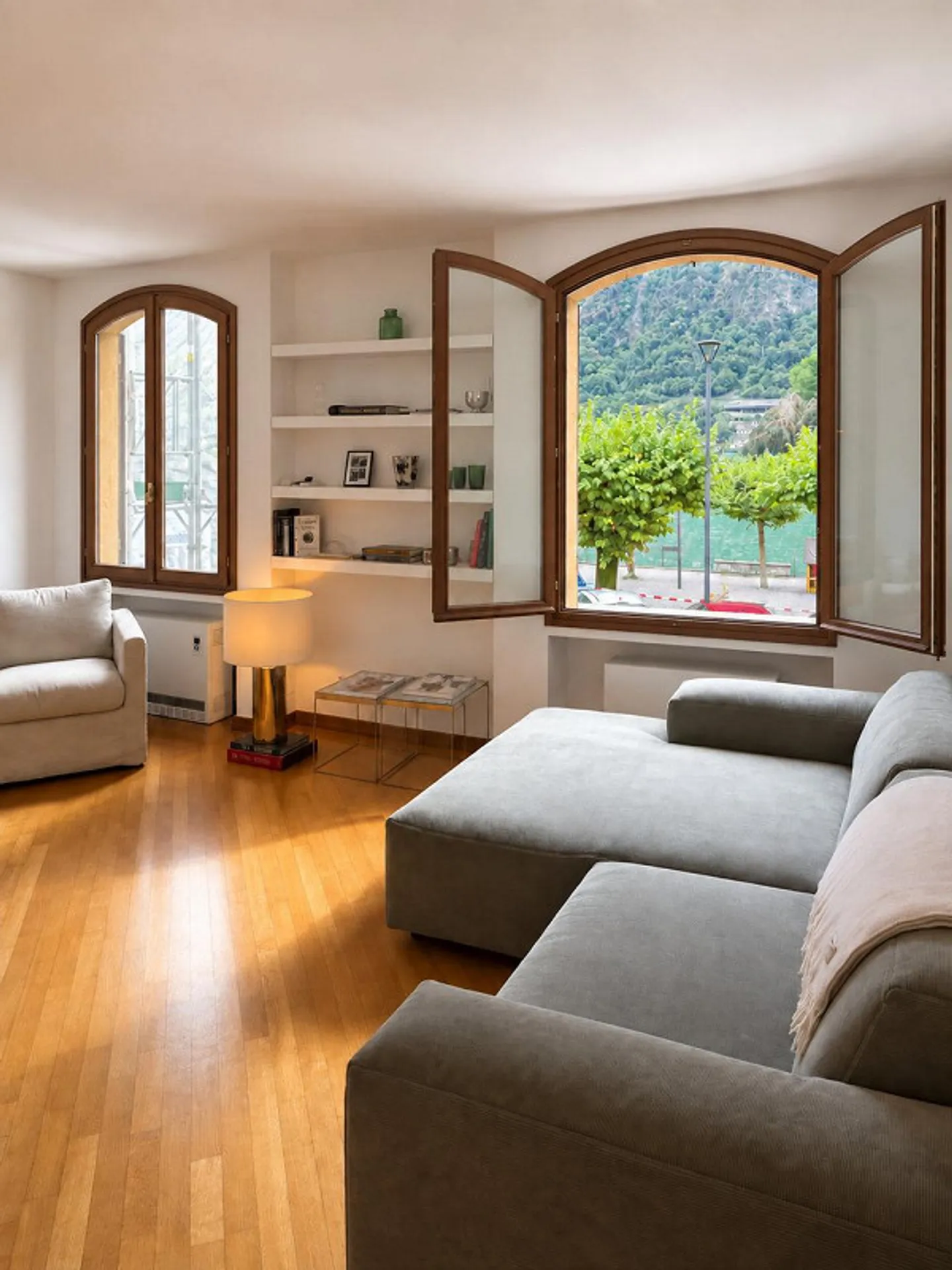 Riva San Vitale : Maison indépendante face au lac - Photo 1 sur 12
