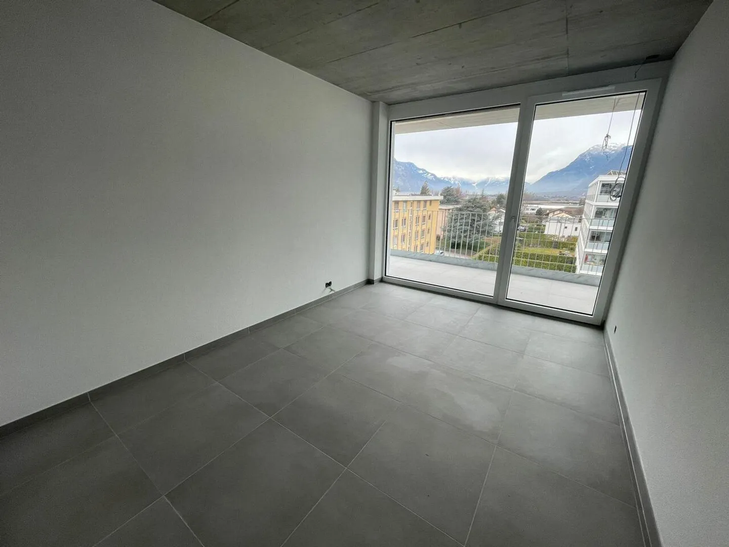 Magnifico attico di 4,5 locali con grande balcone - Foto 6 di 14