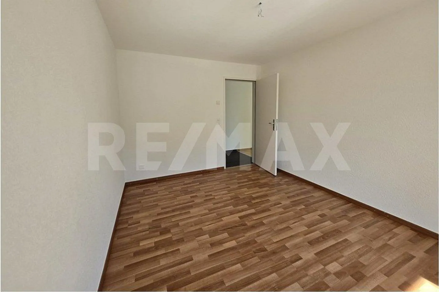 Appartement en penthouse spacieux de 4,5 pièces - Photo 7 sur 10