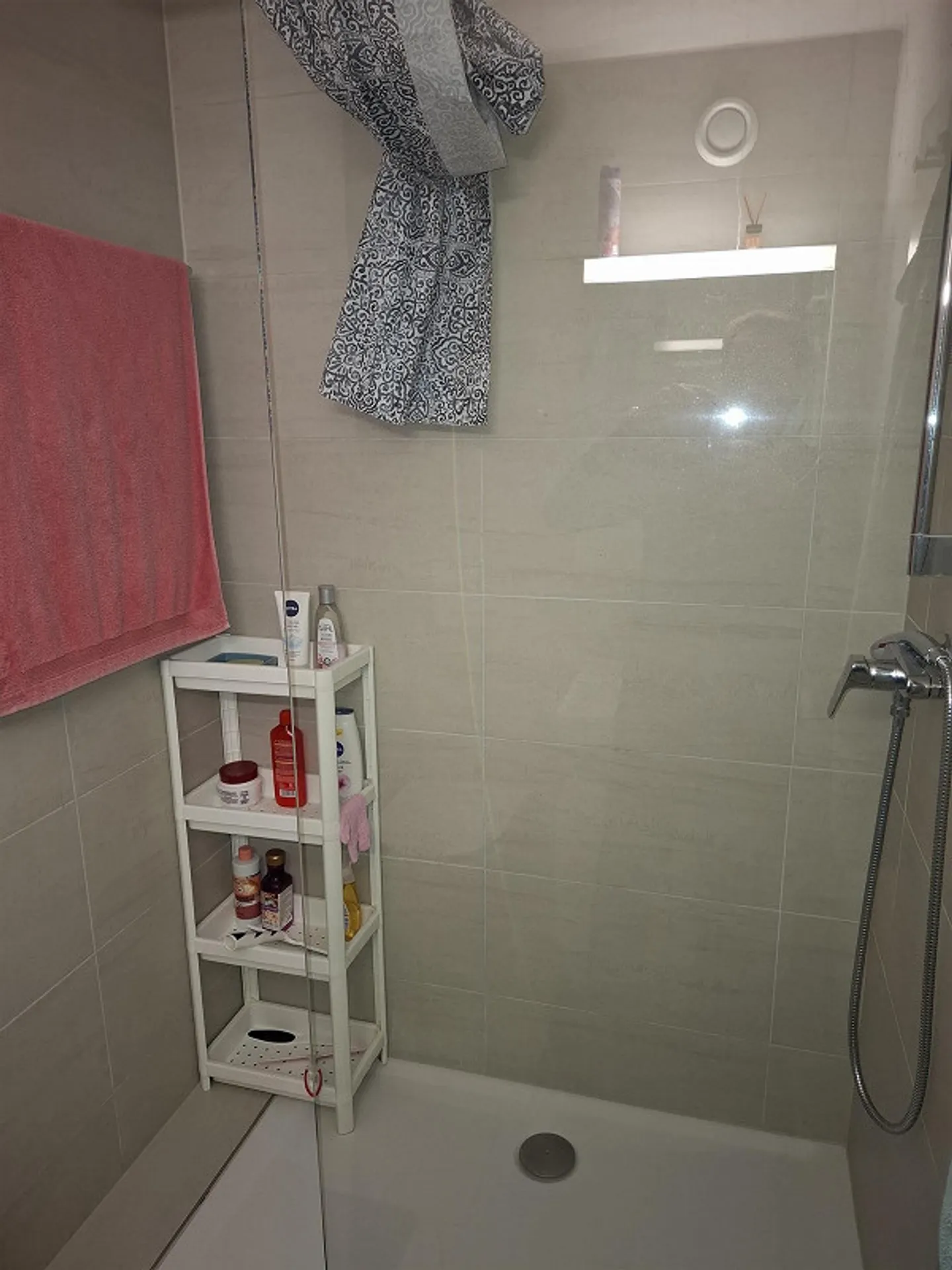 Appartement de 2,5 pièces situé au centre avec 55 m² à Kreuzlingen - Photo 10 sur 13