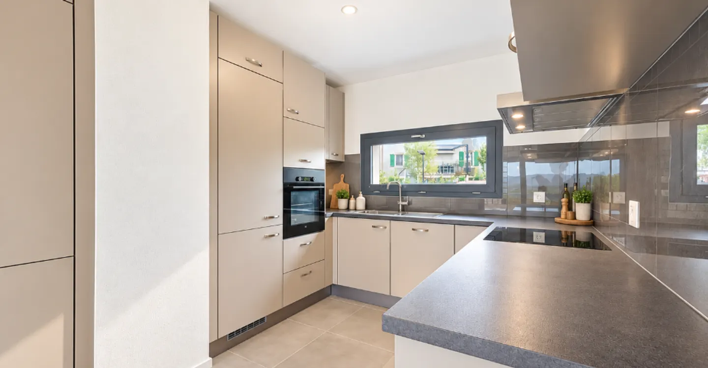 Contemporary 5.5-room adjoining villa - Photo 2 of 9