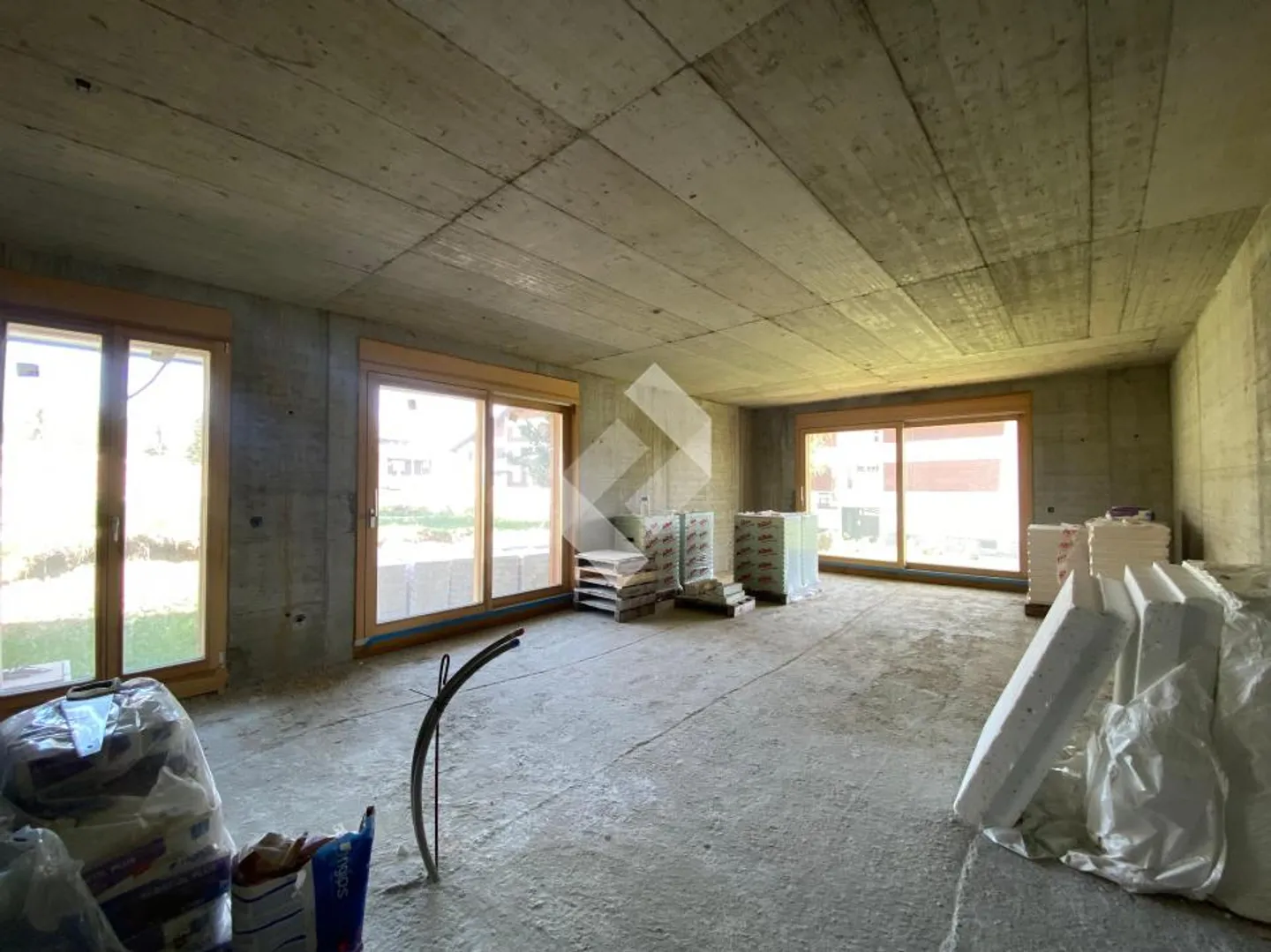 ALTIMA: 4.5 Room Ground Floor with Garden! - Photo 5 of 13