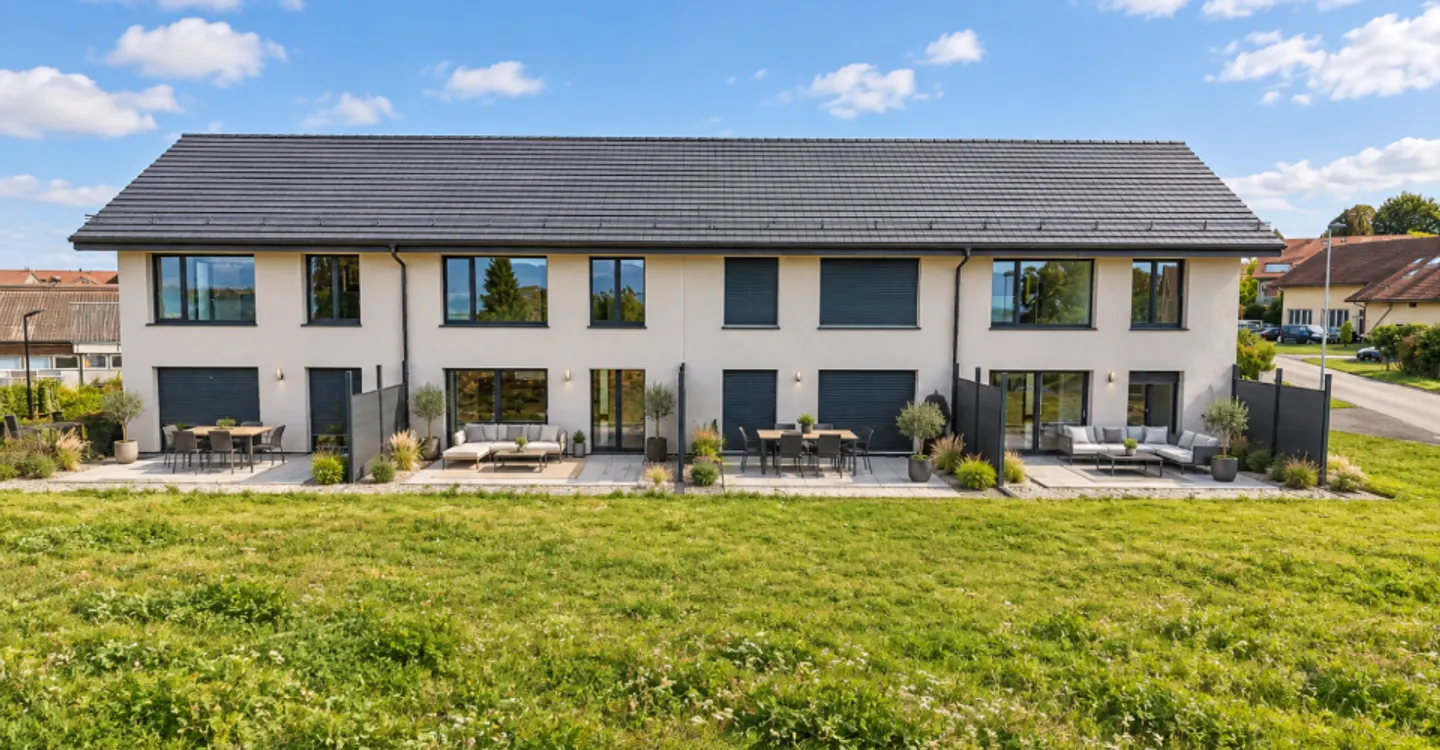 Contemporary 5.5-room adjoining villa - Photo 8 of 9