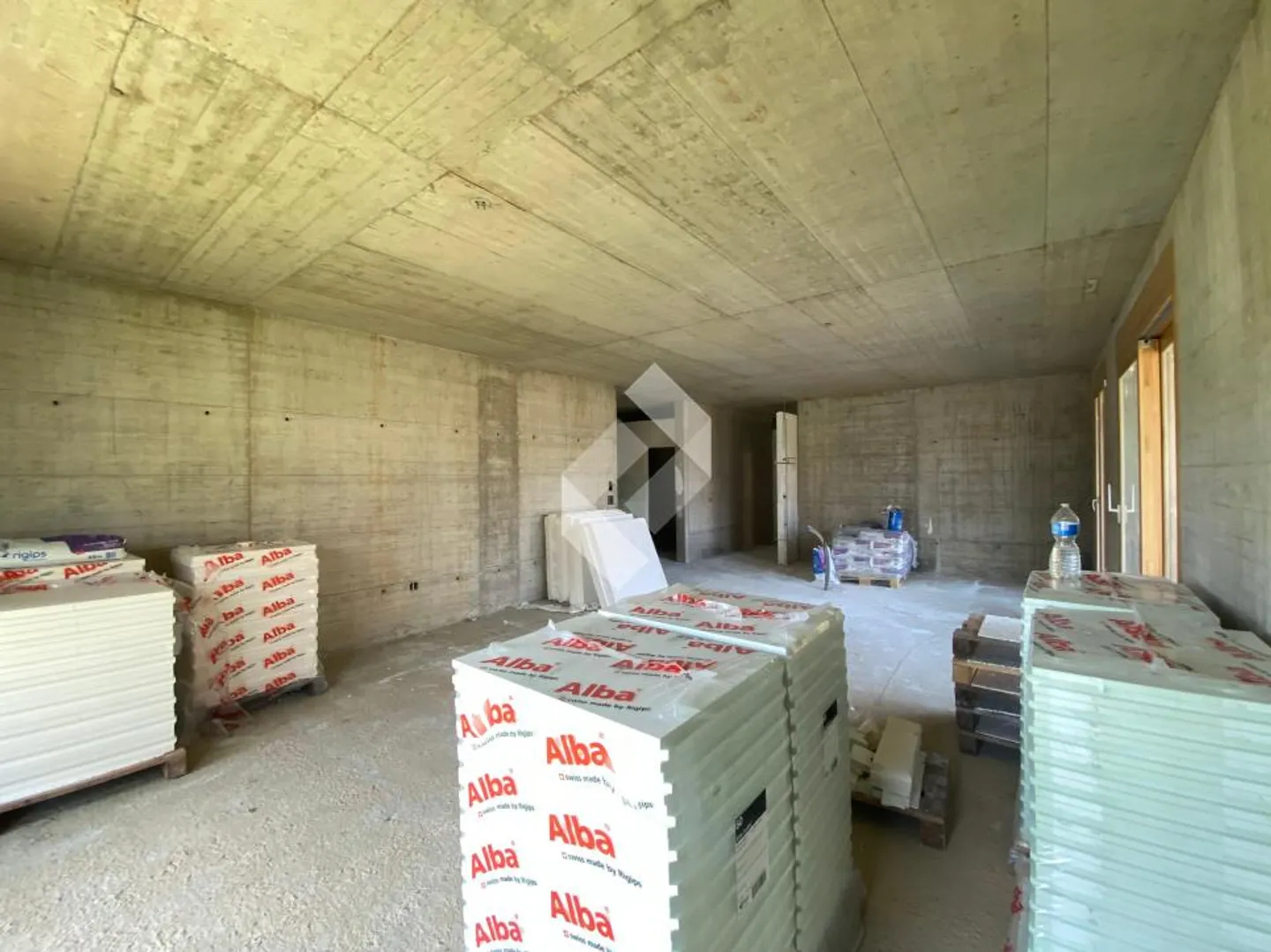 ALTIMA: 4.5 Room Ground Floor with Garden! - Photo 6 of 13