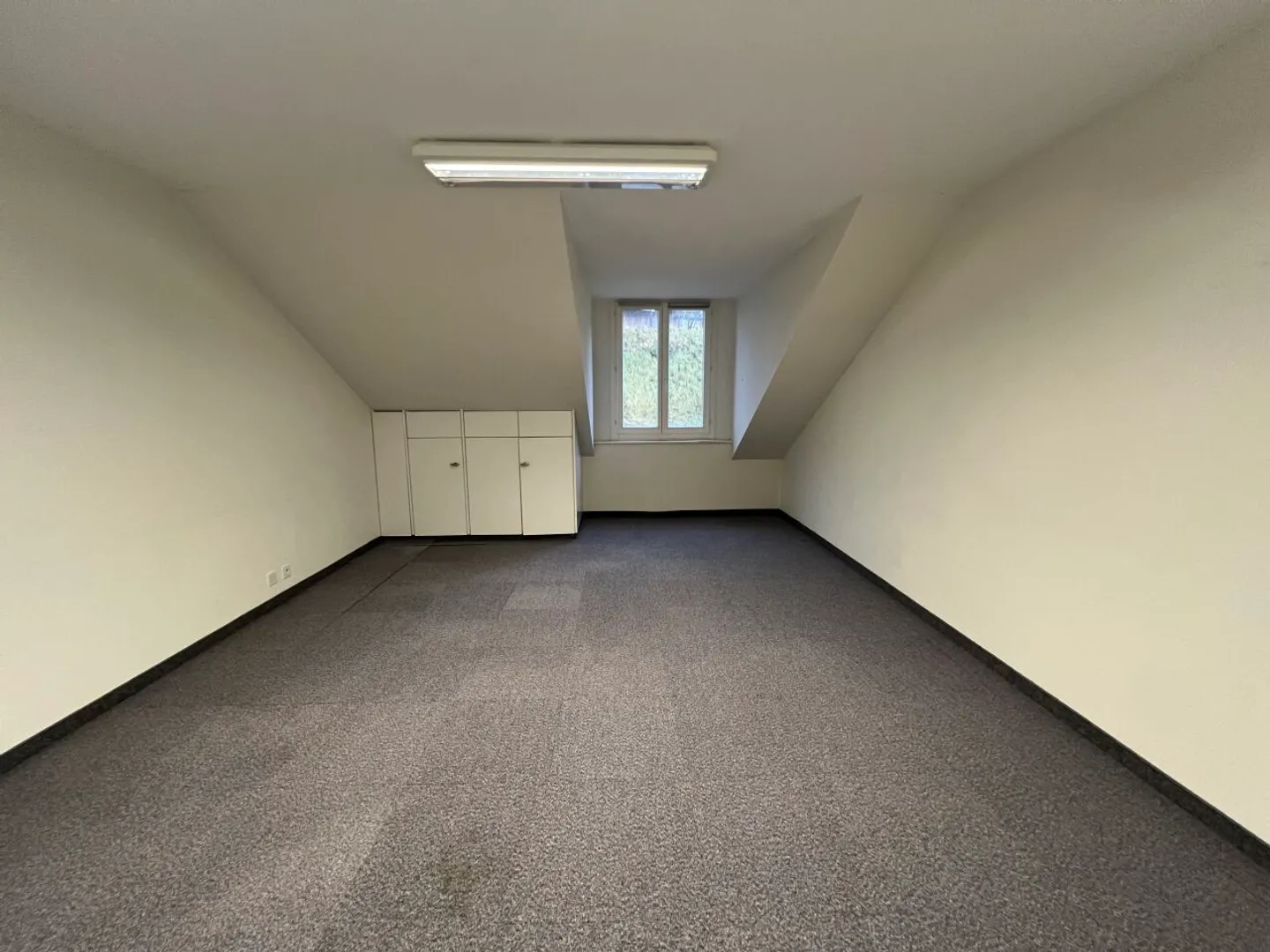 Private office of 30m² at the Château de Vaumarcus - Photo 2 of 7