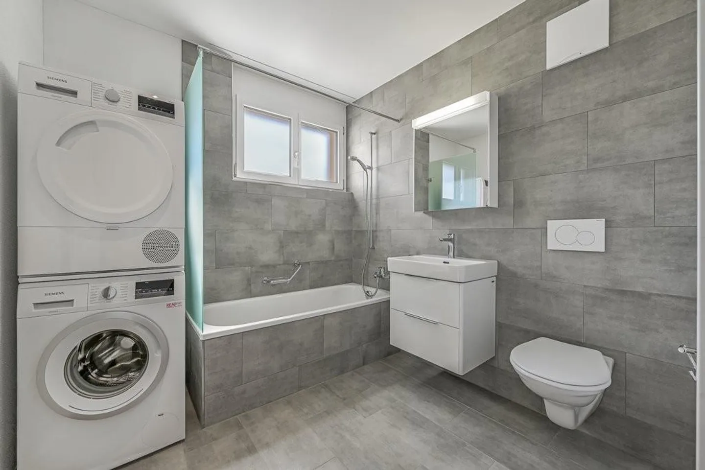 Situato tra Zurigo e treno - Foto 6 di 10