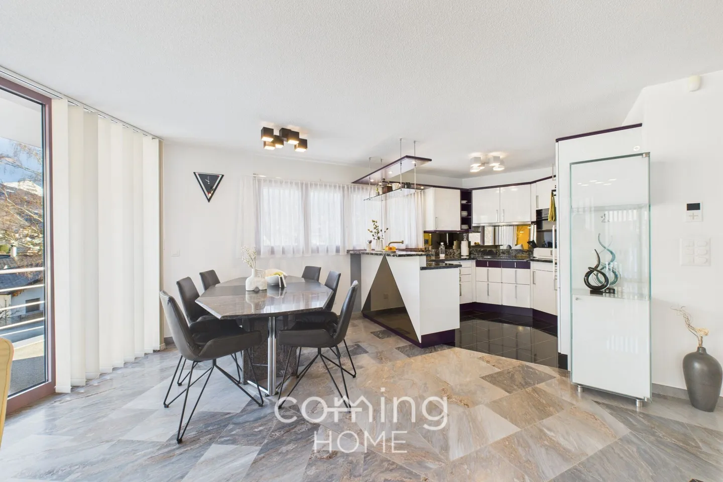 Casa unifamiliare straordinaria a Brig Glis - Architettonicamente notevole, soleggiata - Foto 3 di 17