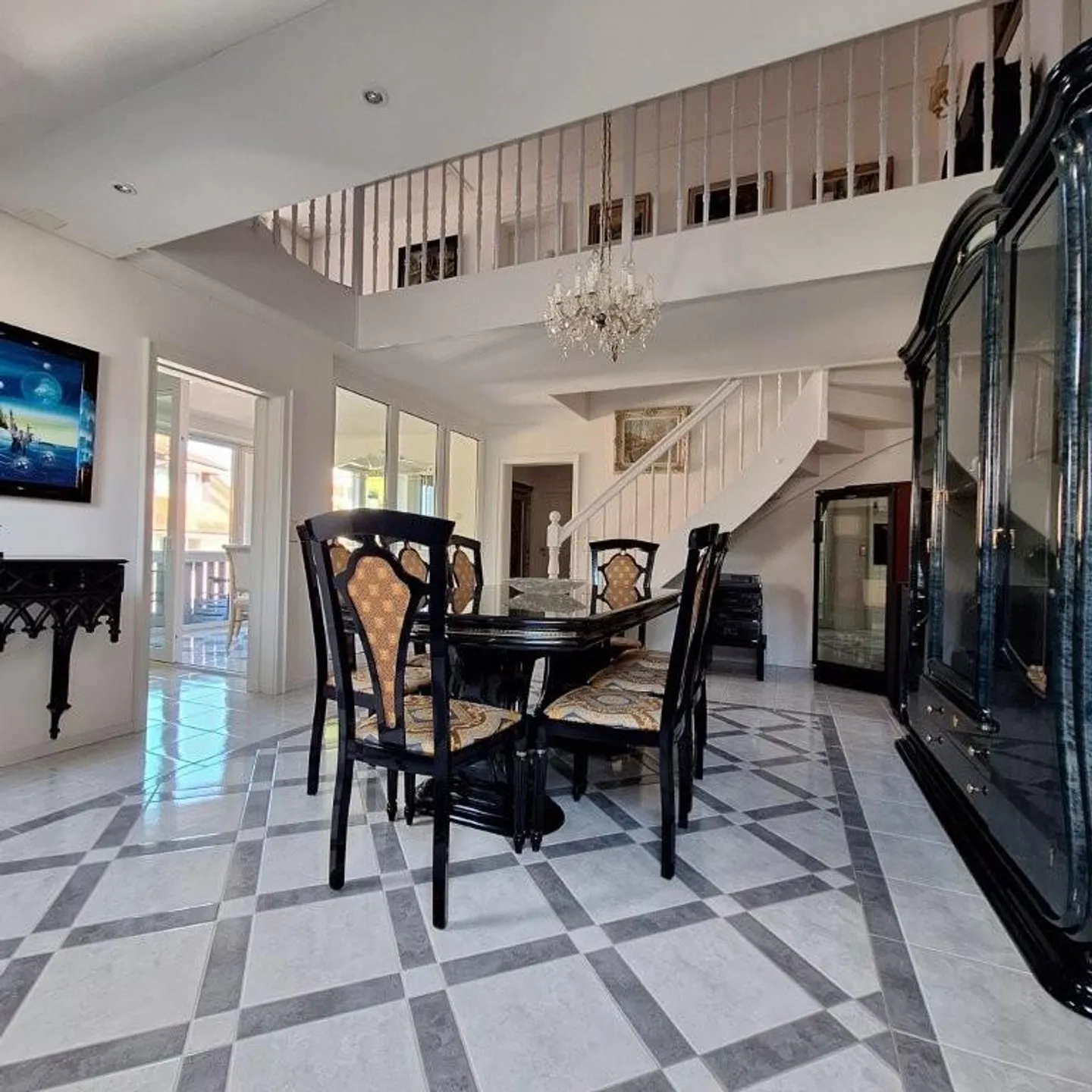 5.5 Room Maisonette - Photo 2 of 5