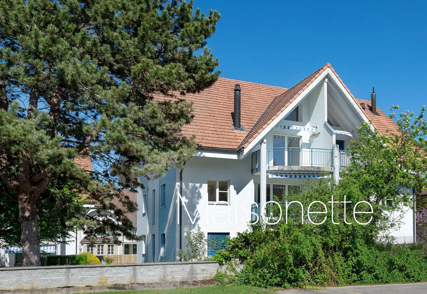 Spacious living like in a detached house - Photo 1 of 14