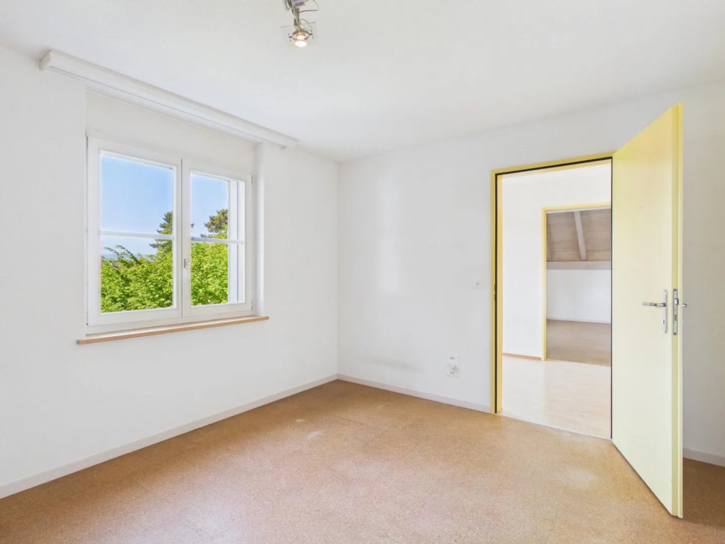 Spacious living like in a detached house - Photo 12 of 14