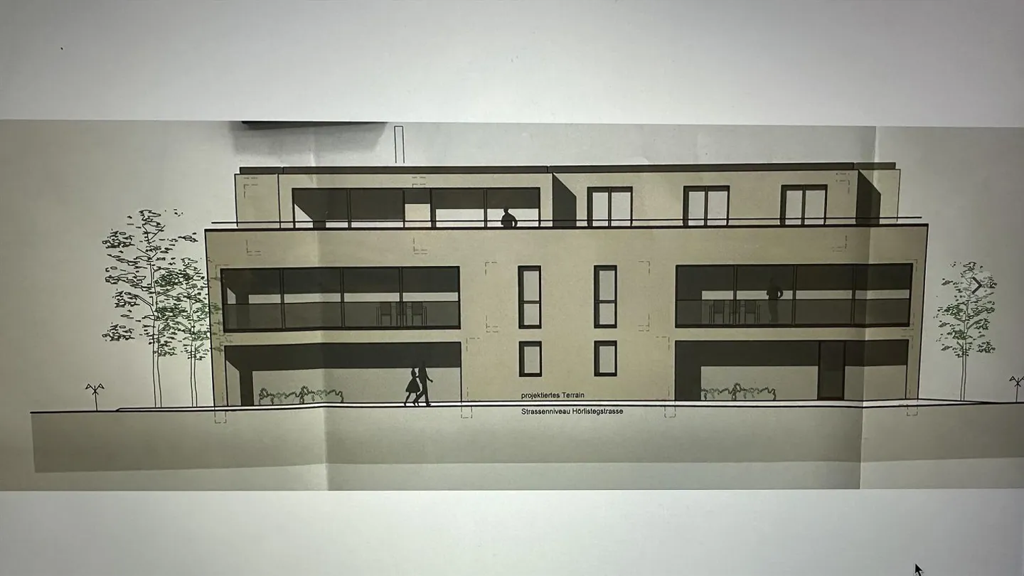 Appartamento attico luminoso con grande garage doppio e stanze aggiuntive - Foto 1 di 13