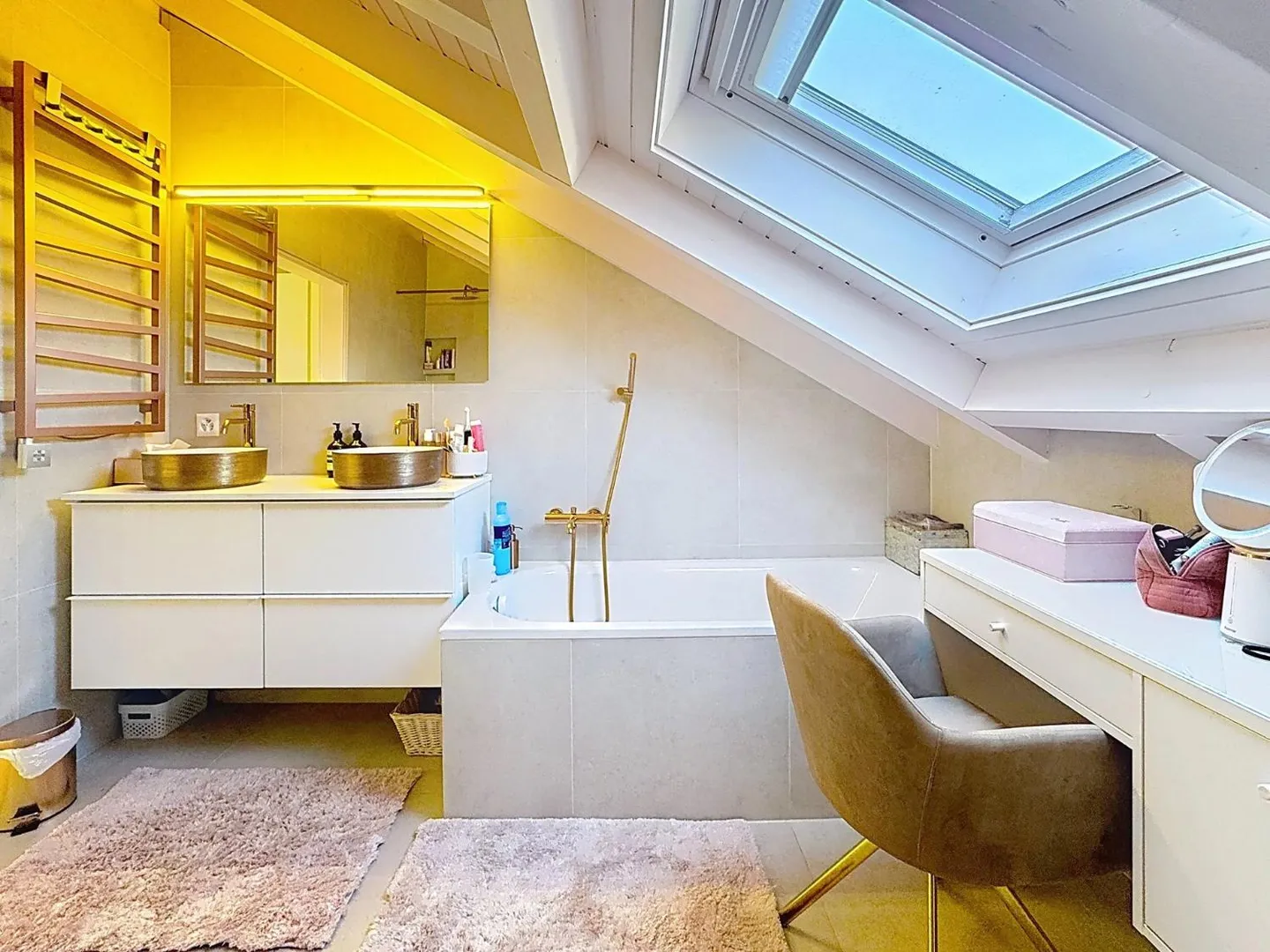 Ein elegantes Haus im Herzen von Founex mit Blick auf den See - Foto 4 von 7