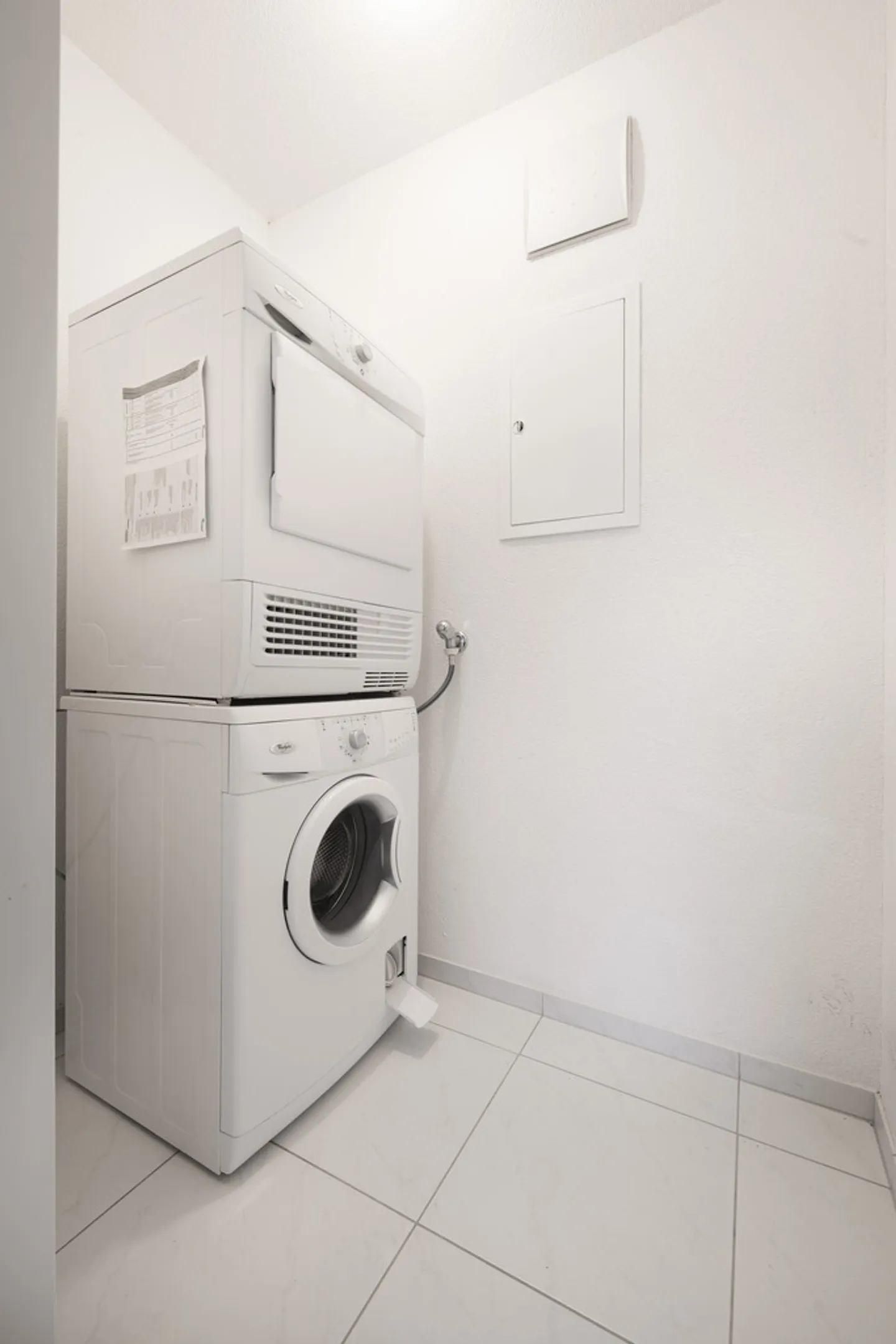 Appartement moderne de 5,5 pièces avec un excellent accès et confort ! - Photo 11 sur 12