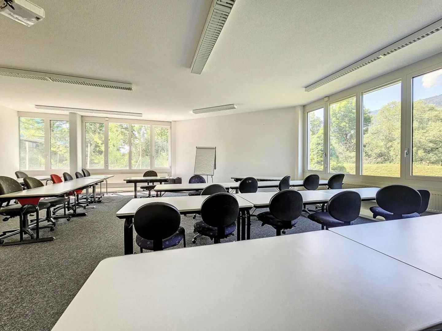 Espace Bureau Stratégique à Sonceboz - Photo 3 sur 16