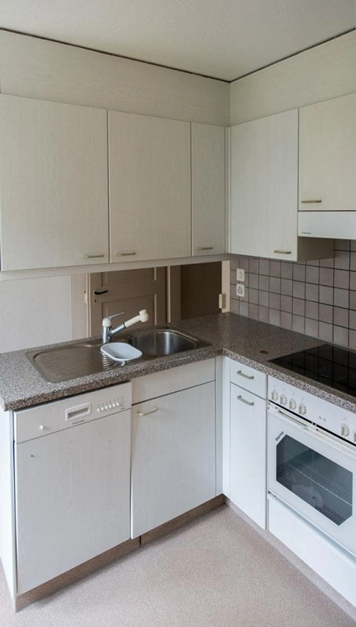 Emplacement adapté aux enfants, près des commerces/école/jardin d'enfants - Photo 8 sur 13
