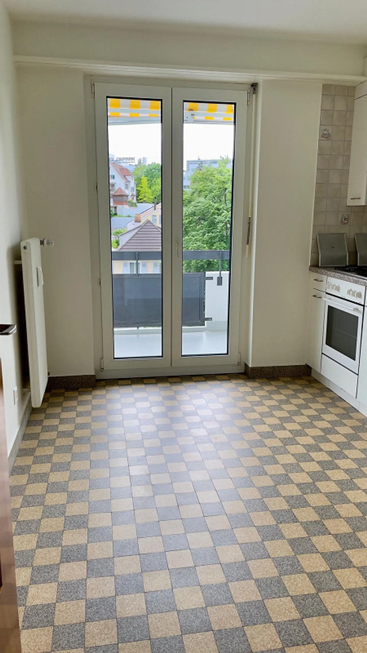 In affitto: Appartamento accogliente di 2,5 locali vicino a Grün 80 - Foto 6 di 9