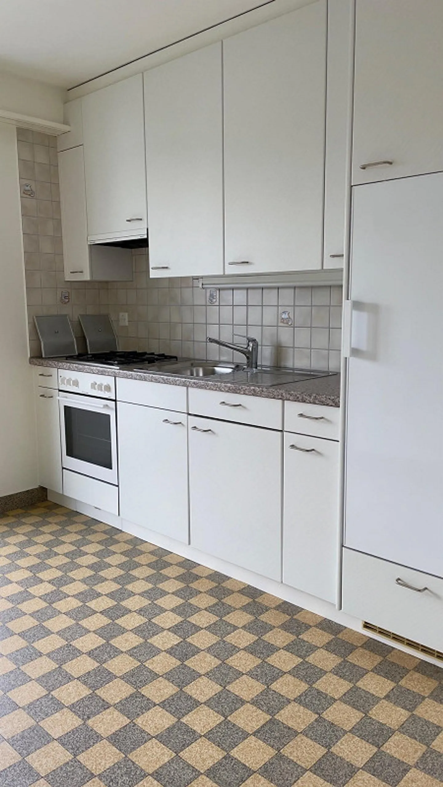 In affitto: Appartamento accogliente di 2,5 locali vicino a Grün 80 - Foto 5 di 9