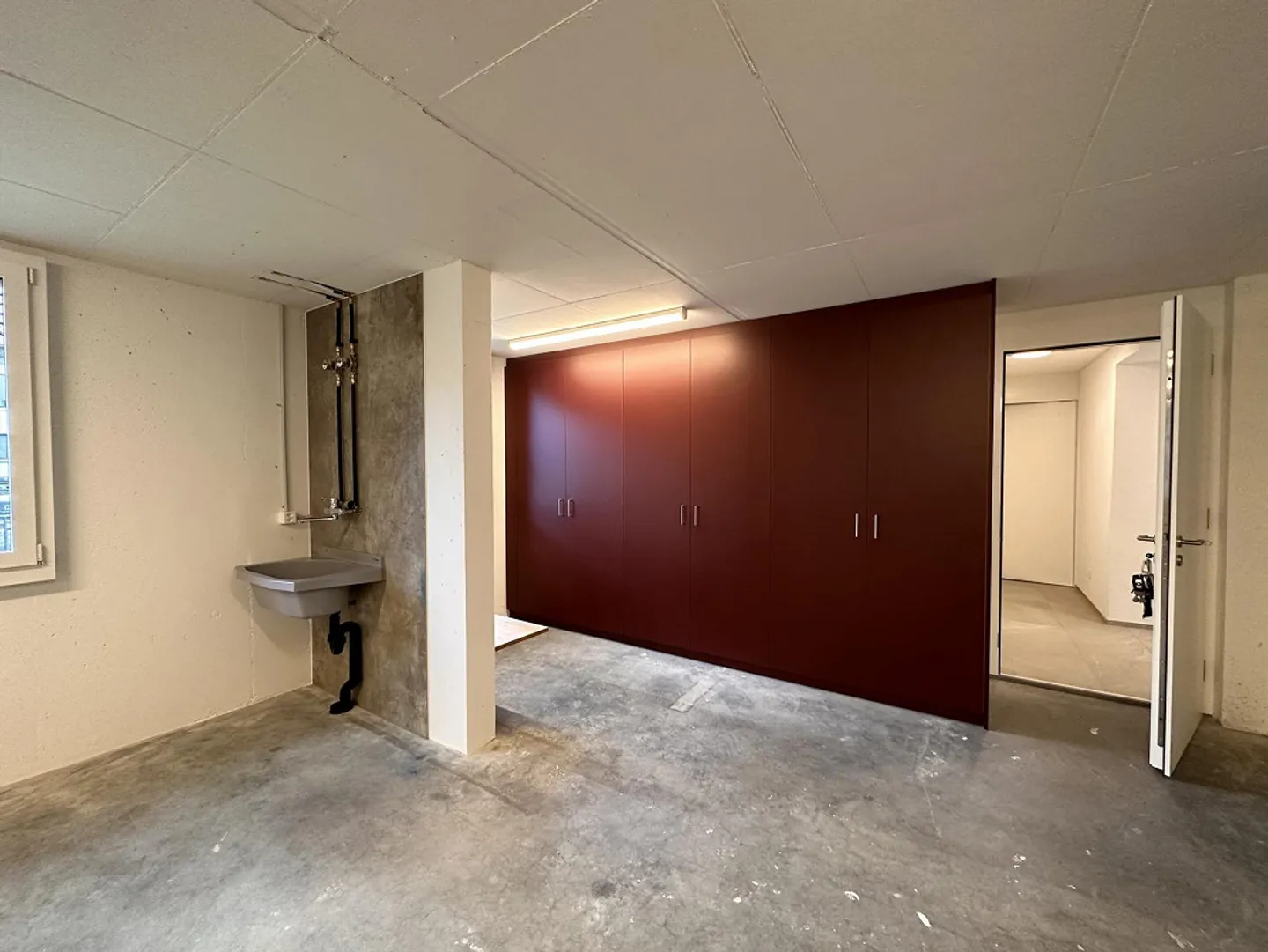 Appartamento attico luminoso con grande garage doppio e stanze aggiuntive - Foto 10 di 13