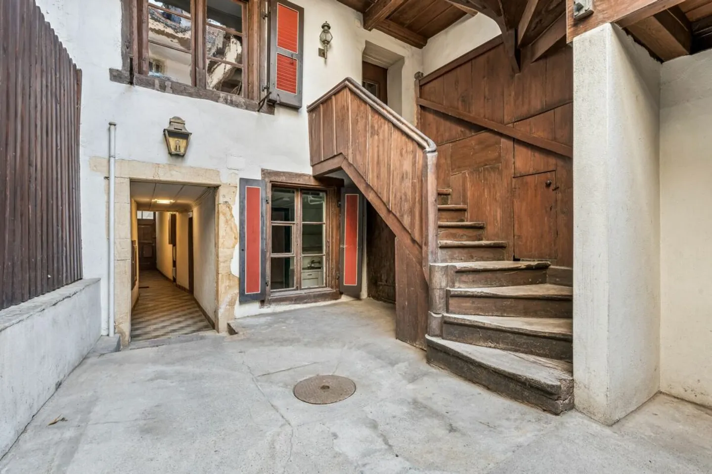 Historisches Mehrfamilienhaus in einzigartiger Altstadtlage - Foto 5 von 16