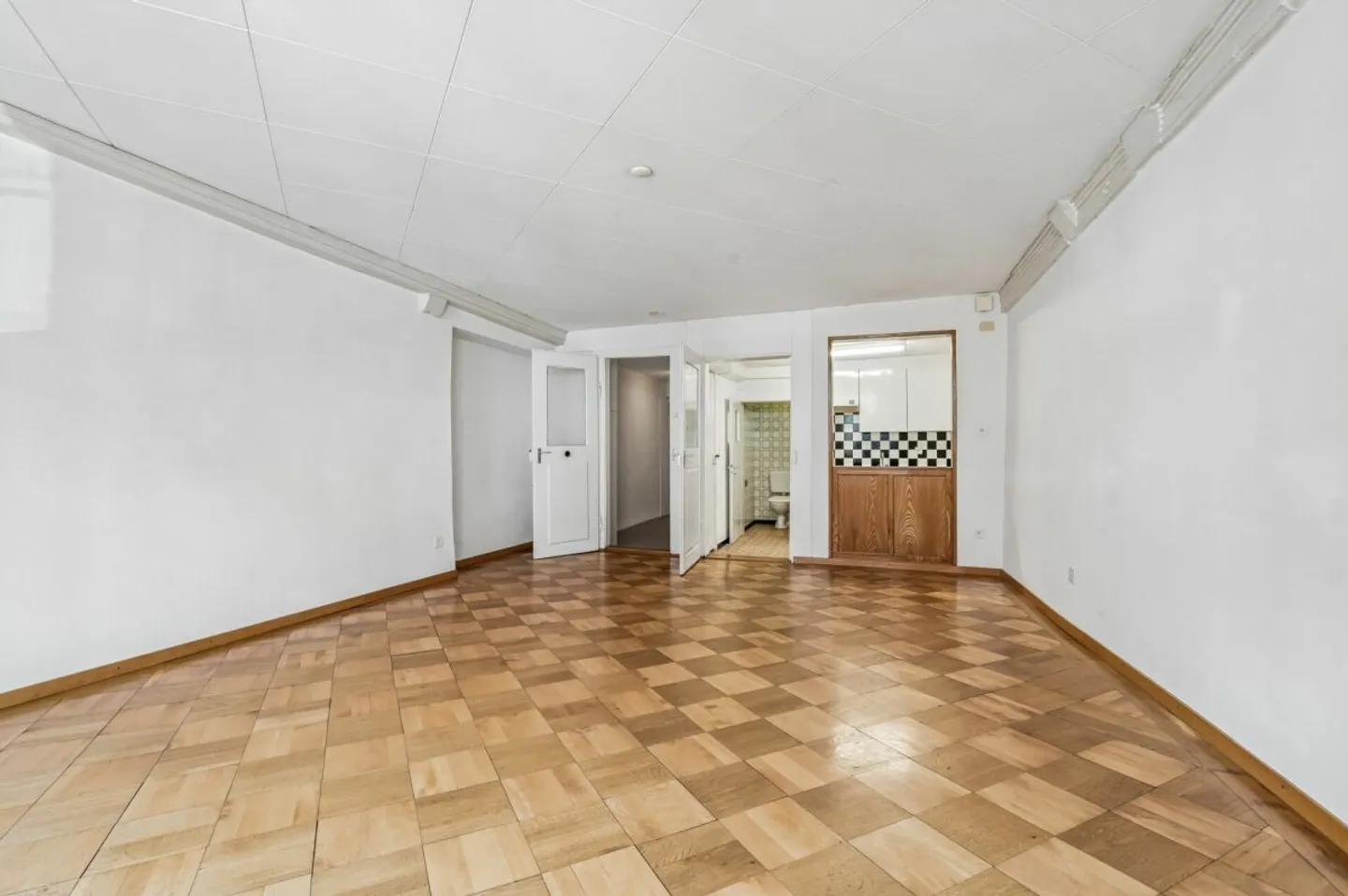 Historisches Mehrfamilienhaus in einzigartiger Altstadtlage - Foto 7 von 16