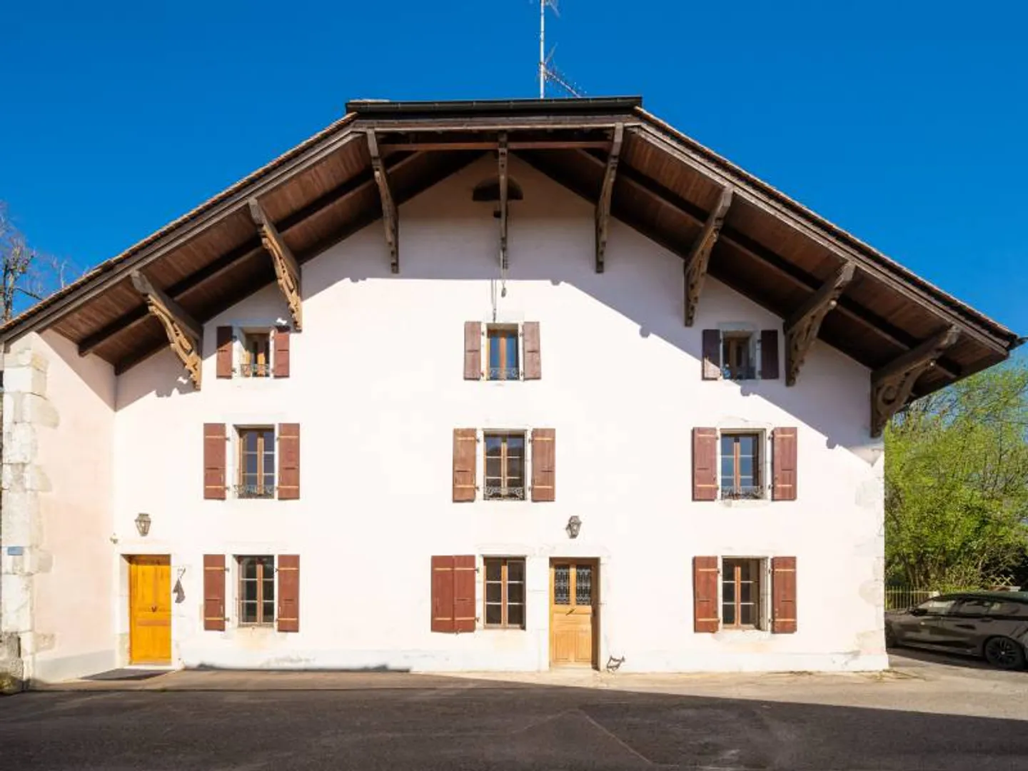 Charming Villa - Dardagny - Photo 1 of 12