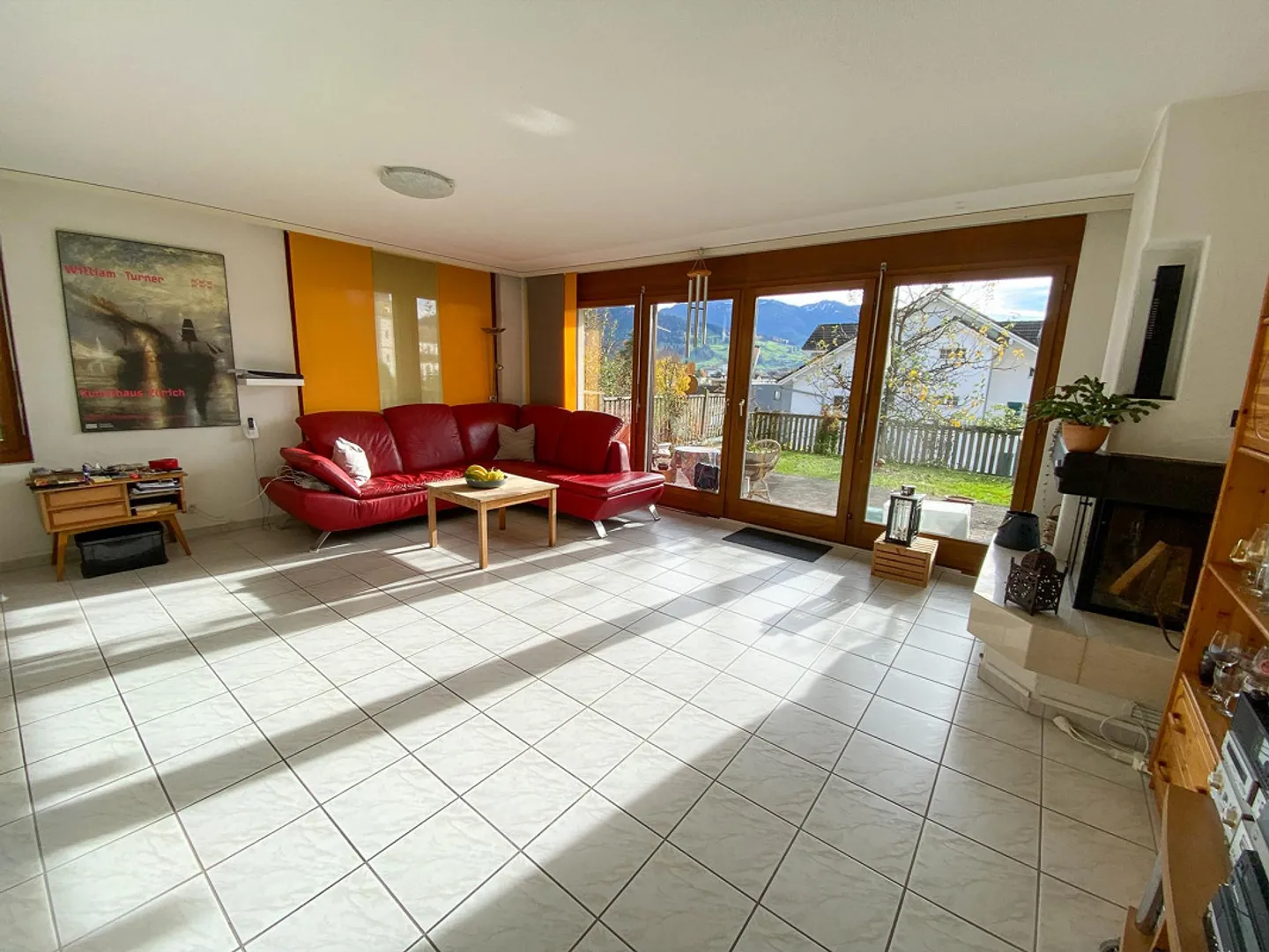 5½-Room Semi-Detached Single-Family House in a Popular Residential Area - Photo 2 of 7