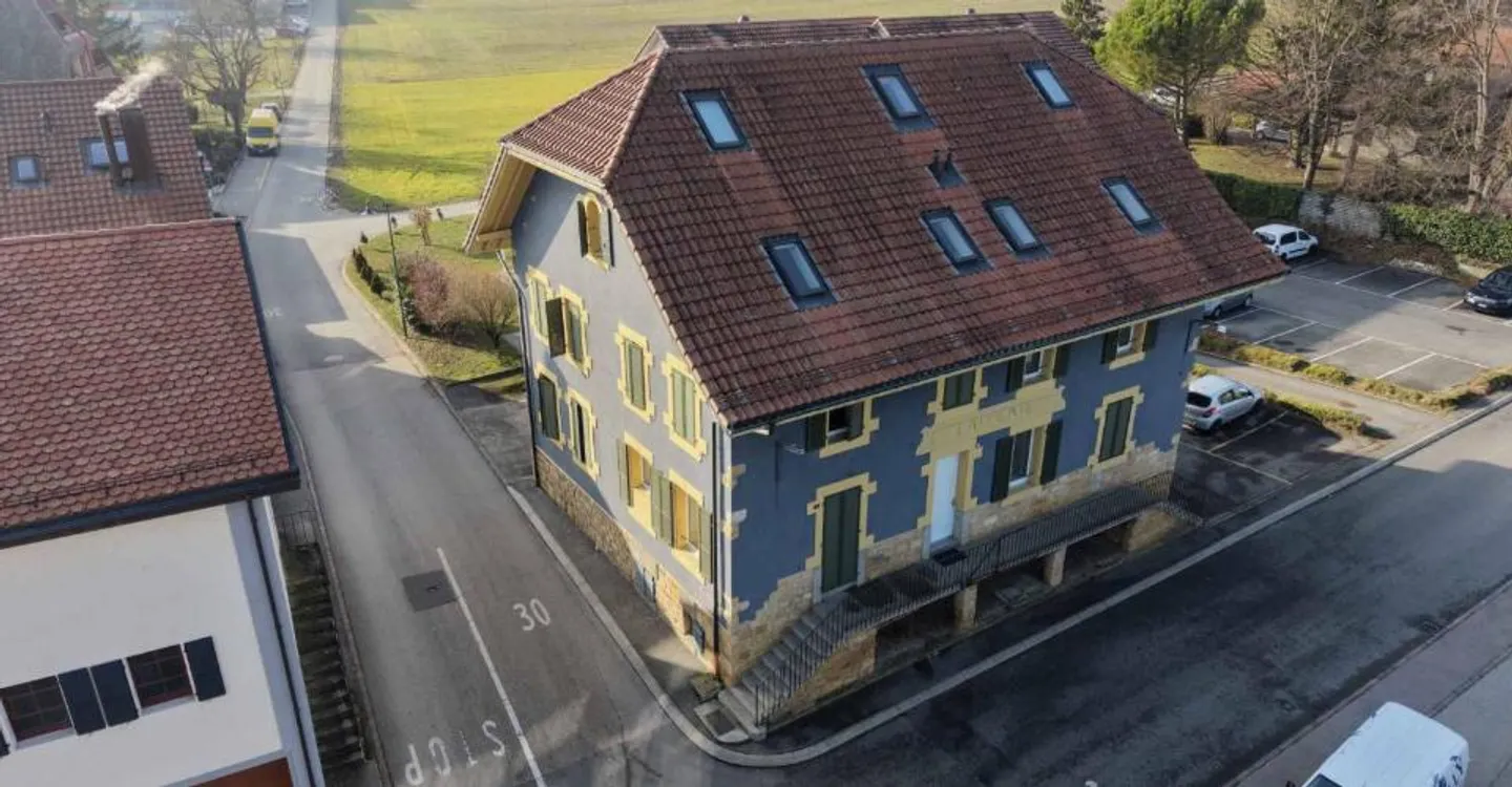 Rental investment building in the heart of Champagne (VD) - Photo 1 of 10