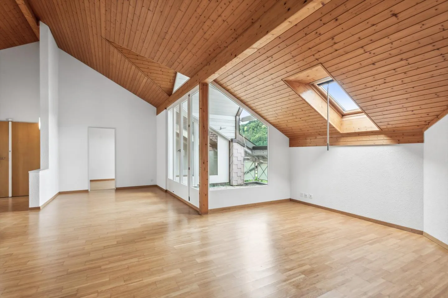 Familienwohnung gesucht? - Foto 2 von 8