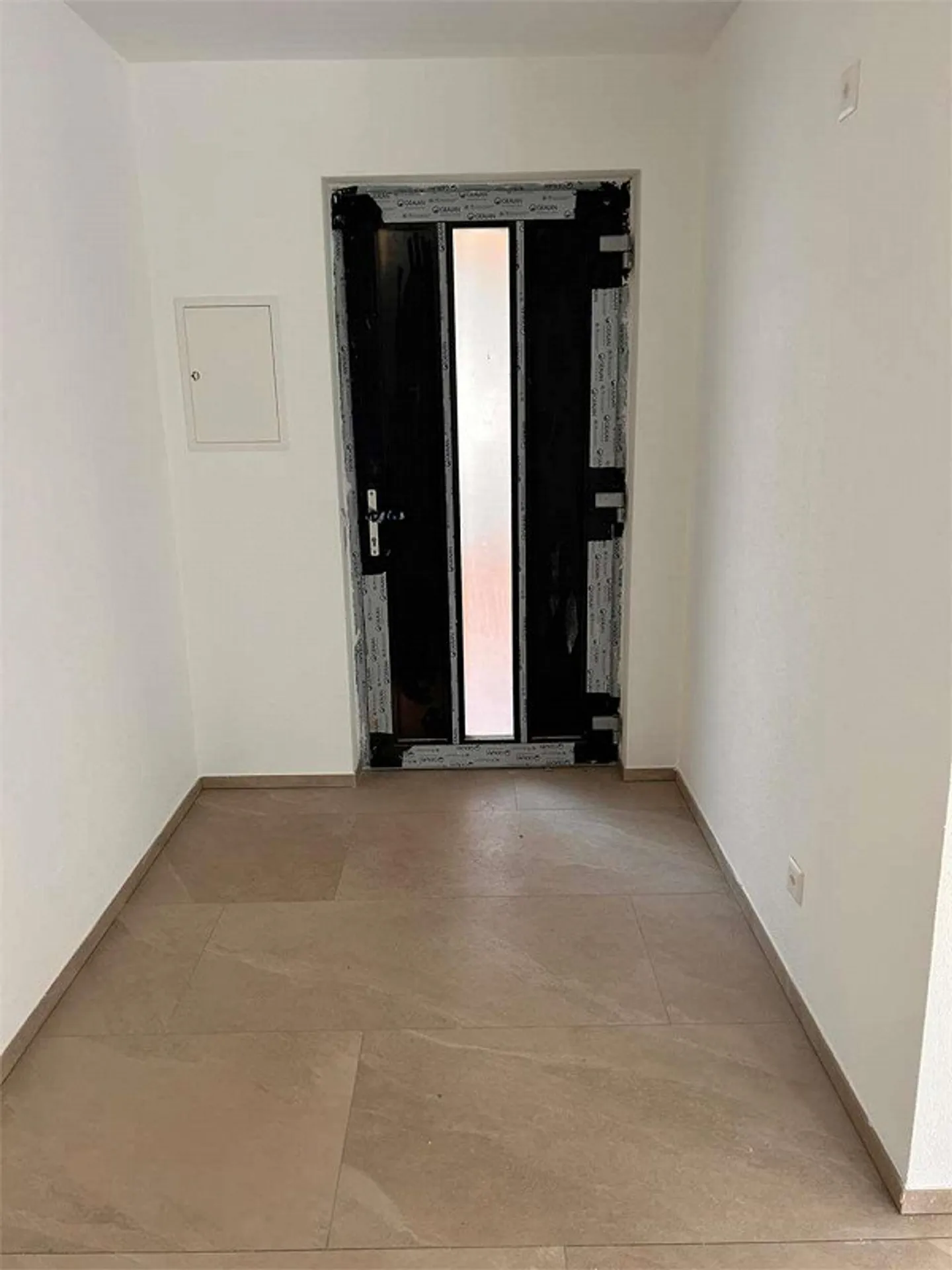 Casa bifamiliare con 4,5 stanze a Cresciano - Foto 4 di 13