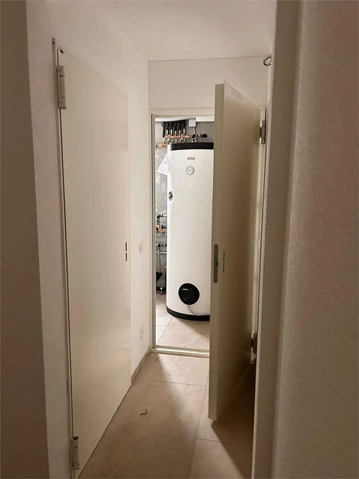 Casa bifamiliare con 4,5 stanze a Cresciano - Foto 7 di 13