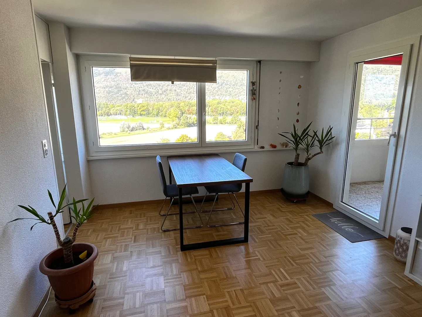 APPARTEMENT 2 PIÈCES À NIDAU (BE), MEUBLÉ, TEMPORAIRE - Photo 2 sur 9