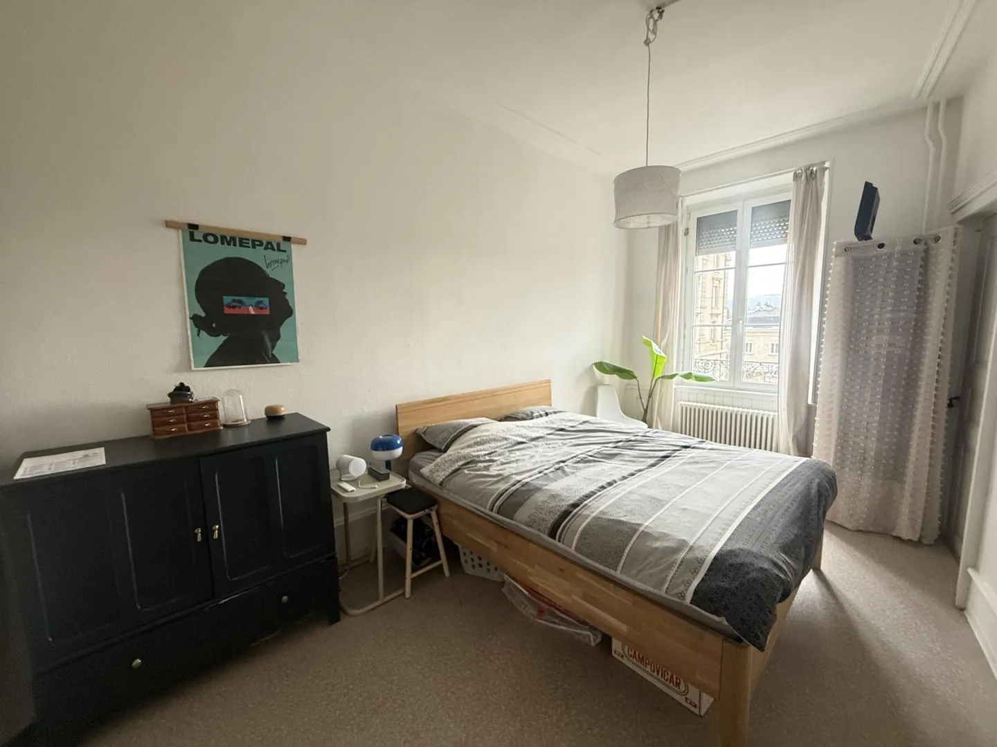 Bright and spacious four-room apartment with balcony in the heart of Porrentruy - 2nd floor - Photo 3 of 13