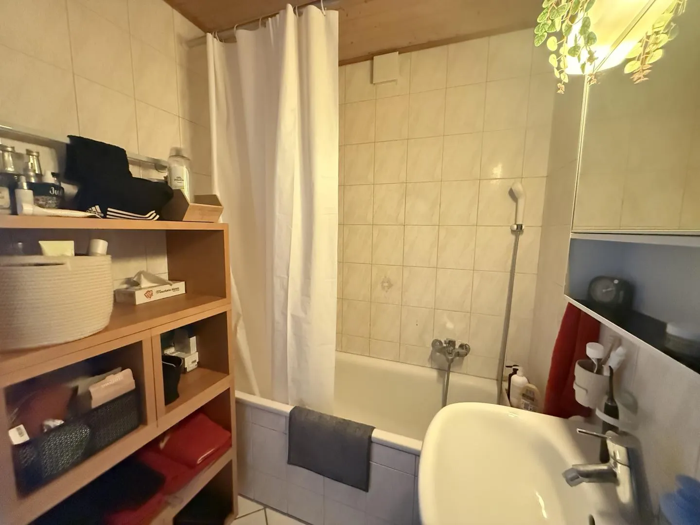 Bright and spacious four-room apartment with balcony in the heart of Porrentruy - 2nd floor - Photo 7 of 13