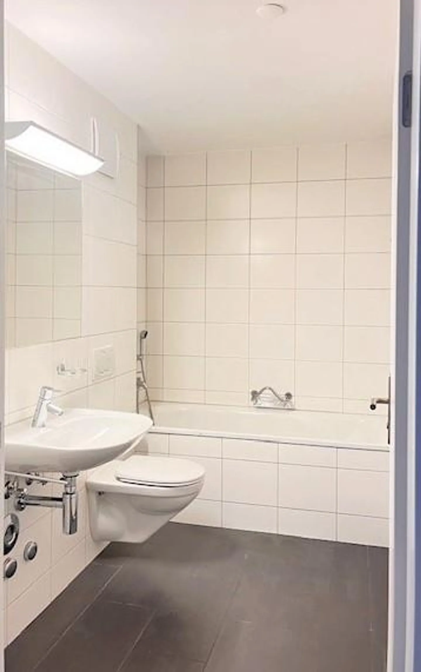 Grosszügig - sonnig - zentral - Foto 1 von 10