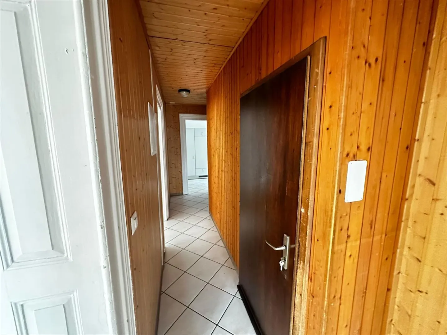 Bright and spacious four-room apartment with balcony in the heart of Porrentruy - 2nd floor - Photo 13 of 13