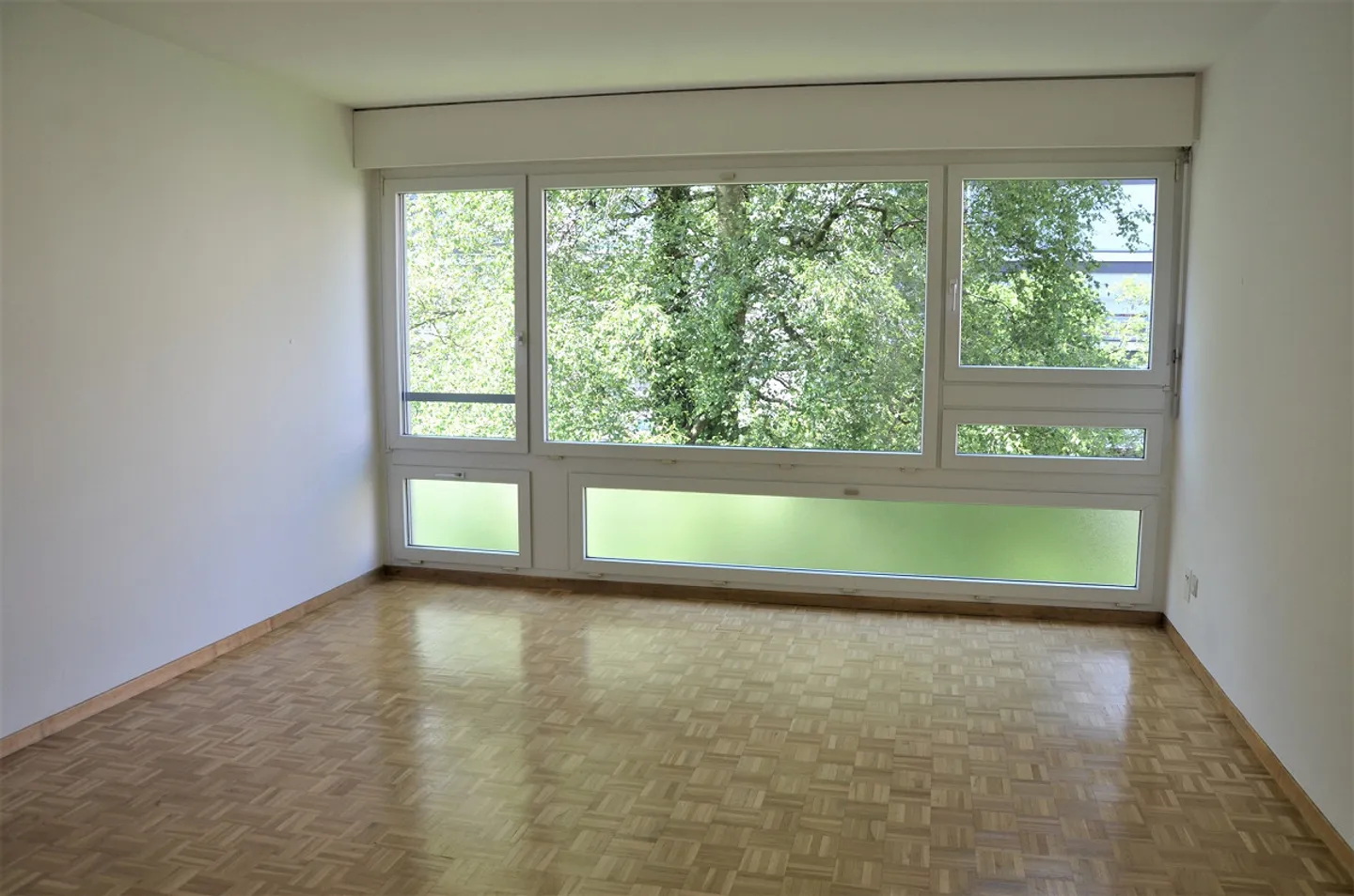 Helle 2.5-Zimmer-Wohnung - Foto 2 von 8