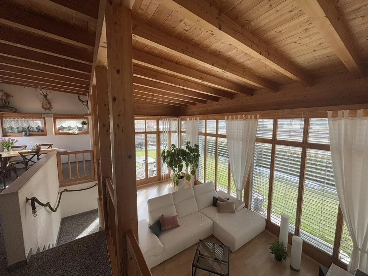 Vivre comme dans une maison de famille - Photo 3 sur 11