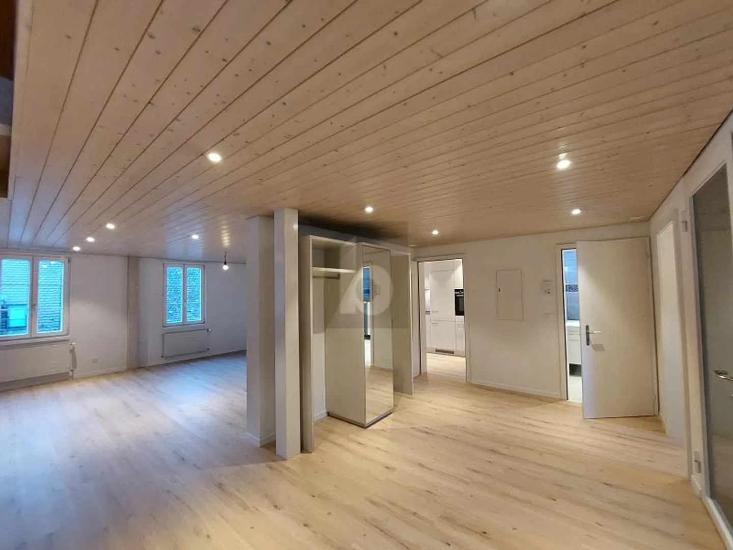 Vie élégante au cœur du village - Photo 2 sur 6