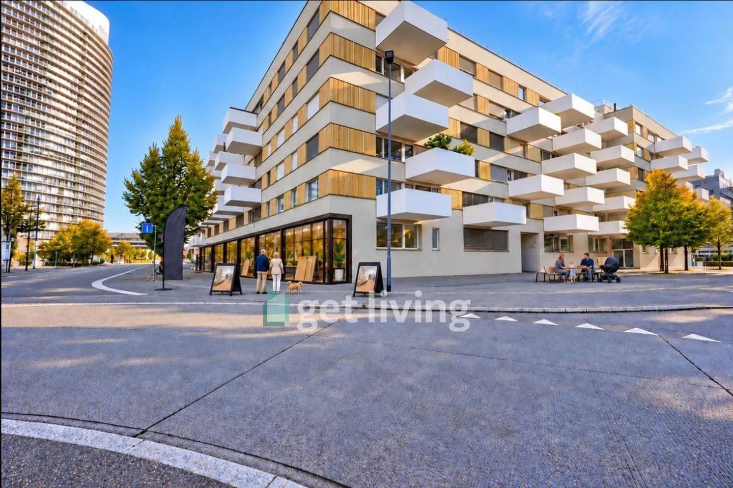 UNIQUE OFFICE SPACE DIRECTLY AT STETTBACH STATION - Photo 8 of 11