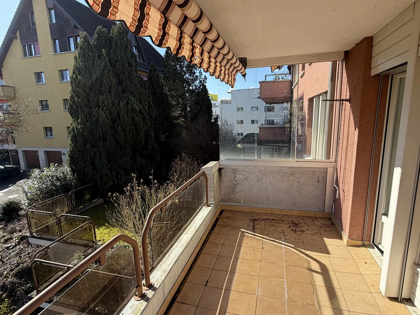 Vivere tranquillo e soleggiato in un quartiere privilegiato. - Foto 16 di 26