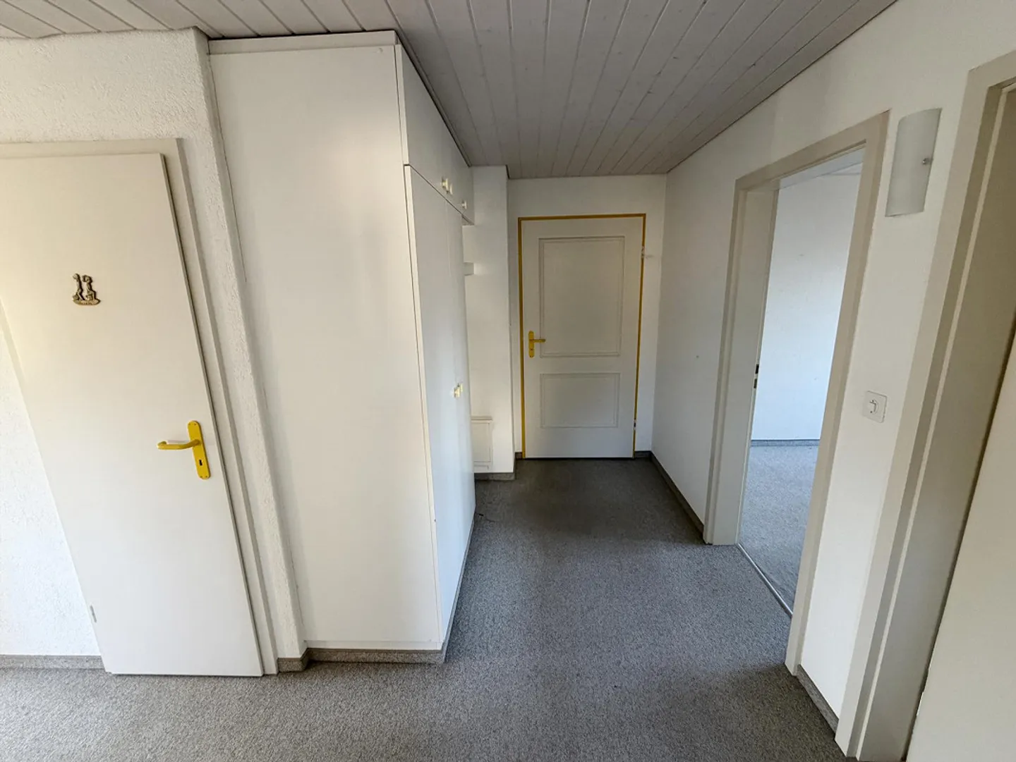 Vivere tranquillo e soleggiato in un quartiere privilegiato. - Foto 18 di 26