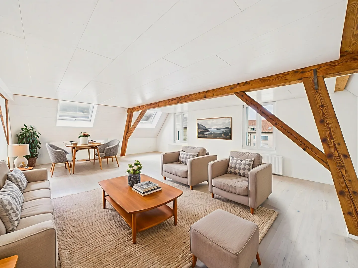 Appartement en duplex exclusif de 6,5 pièces à Bettlach - Première occupation après rénovation - Photo 2 sur 13