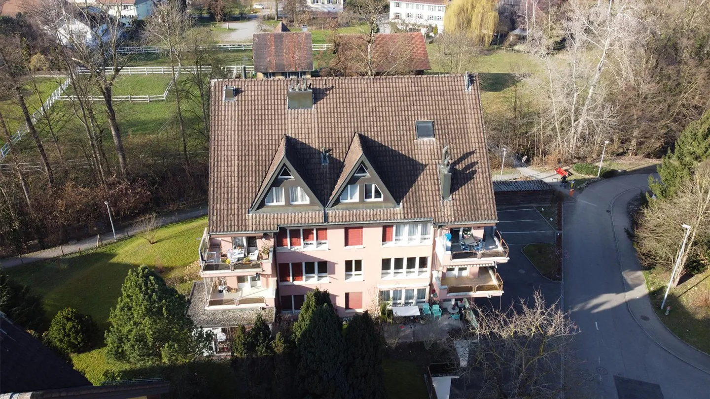 Vivere tranquillo e soleggiato in un quartiere privilegiato. - Foto 23 di 26