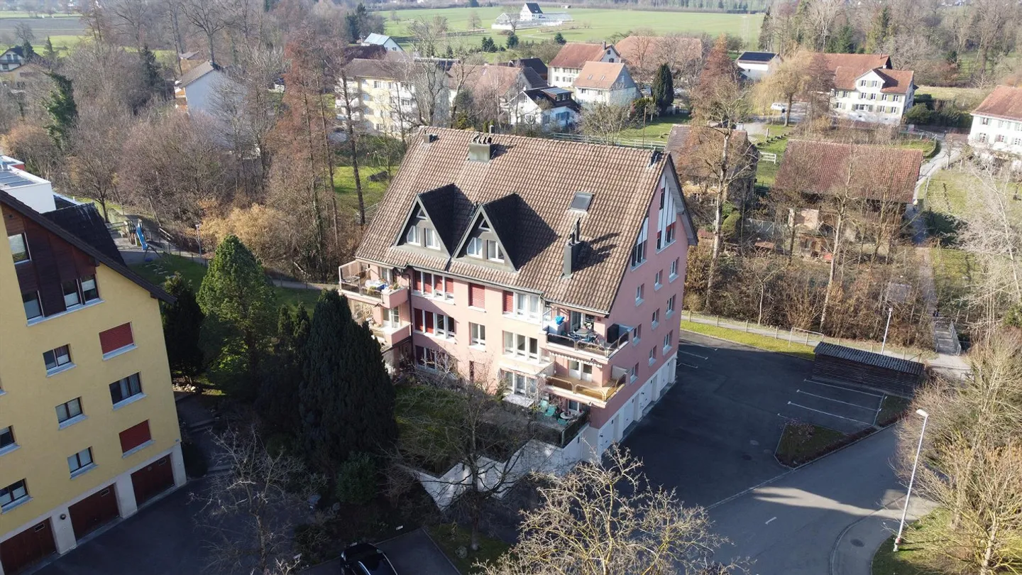 Vivere tranquillo e soleggiato in un quartiere privilegiato. - Foto 24 di 26