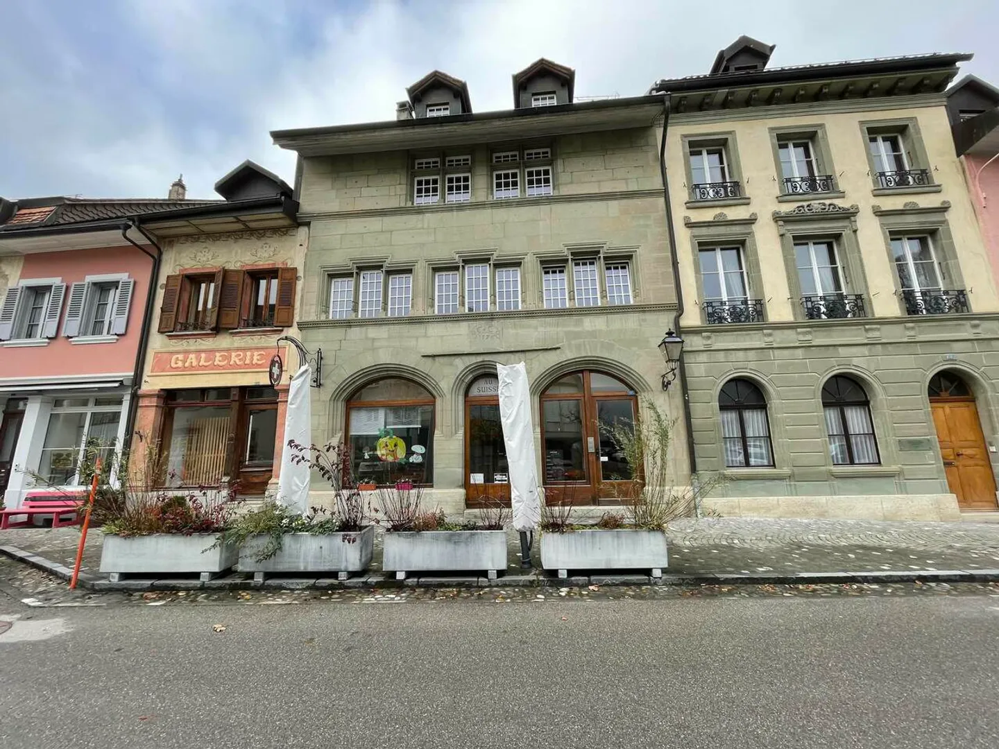 Beautiful 3.5-room apartment in the city of Romont - Photo 1 of 9